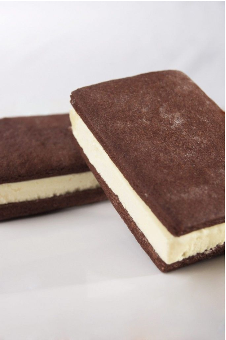 ice cream sandwich